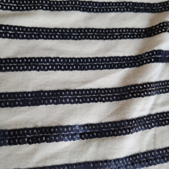 Old navy sequin tank - Picture 3 of 5